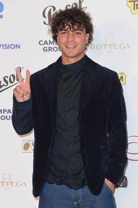 October 4, 2022, Rome, Italy: Leo Gassmann attends at the red carpet of the Globo d oro award 2022 at the Auditorium Parco Della Musica. Rome Italy - ZUMAs197 20221004_zaa_s197_429 Copyright: xCartellixMariox