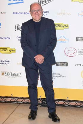 October 4, 2022, Rome, Italy: Carlo Verdone attends at the red carpet of the Globo d oro award 2022 at the Auditorium Parco Della Musica. Rome Italy - ZUMAs197 20221004_zaa_s197_449 Copyright: xCartellixMariox