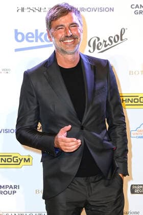 Beppe Convertini at the 62 Globo d Oro 2022 award ceremony at the Auditorium Parco della Musica Rome, 04 10 2022. Foto:xA.xM.xTinghinox xFuturexImage