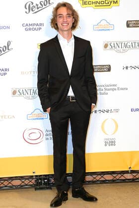 Luca Vergoni at the 62 Globo d Oro 2022 award ceremony at the Auditorium Parco della Musica Rome, 04 10 2022 Foto:xA.xM.xTinghinox xFuturexImage