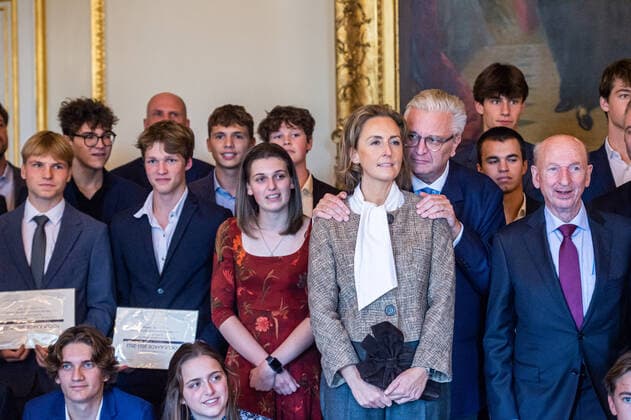 Prince Laurent and Princess Claire of Belgium are seen posing with laureats at the award ceremony of the Prix Terre d Avenir Prijs Focus Aarde science awards, in Brussels, Wednesday 05 October 2022. The award is an initiative of the Queen Paola Foundation in collaboration with the Dirk Frimout Foundation and rewards the best integrated tests and cross-curricular group projects (Extraordinary secondary education and Center for part-time education) about the earth, space or the relationship between people and soil.  JONASxROOSENS 46344003
