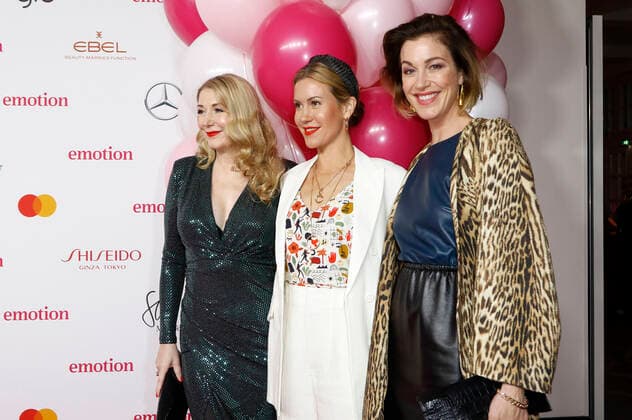 Sandra Quadflieg, Wolke Hegenbarth and Julia Stinshoff at the 11 presentation of the EMOTION Award 2022 at the Curio Haus Hamburg, 05 10 2022 Foto:xC.xTamckex xFuturexImage