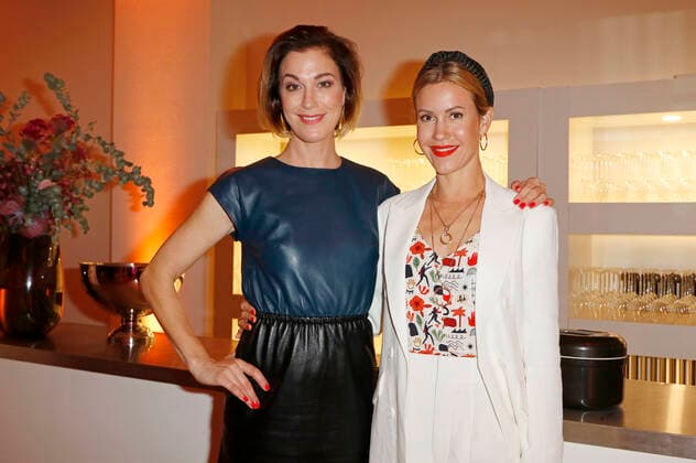 Julia Stinshoff and Wolke Hegenbarth at the 11 presentation of the EMOTION Award 2022 at the Curio Haus Hamburg, 05 10 2022 Foto:xC.xTamckex xFuturexImage