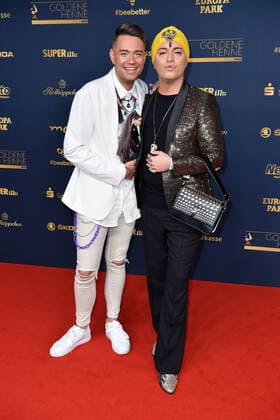Julian F M Stöckel with friend Marcell Damaschke at the GOLDENE HENNE 2022 at the Media City in Leipzig on 07 10 2022 red carpet