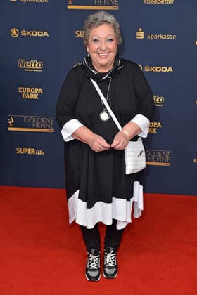 Angelika Mann at the GOLDENE HENNE 2022 in the Media City in Leipzig on 07 10 2022 red carpet