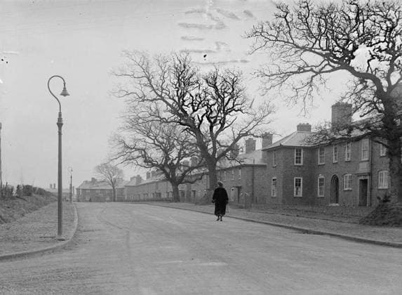 Ministry of Information First World War Official Collection Type of houses for workers, Gretna munition township. Copyright: xpiemagsx minofinfopieww04102022-1087 !ACHTUNG AUFNAHMEDATUM GESCHÄTZT!