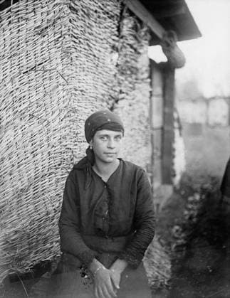 Ministry of Information First World War Official Collection Types of girl workers, working for the British Army in Italy. Copyright: xpiemagsx minofinfopieww04102022-567 !ACHTUNG AUFNAHMEDATUM GESCHÄTZT!
