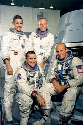 RECORD DATE NOT STATED (7 Sept. 1966) --- The Gemini-Titan XI (GT-11) prime and backup crews pose for a group portrait. Seated is the prime crew, astronauts Charles Conrad Jr. (right), command pilot, and Richard F. Gordon Jr. (left), pilot. The backup crew (standing) is astronauts Neil A. Armstrong (right), command pilot, and William A. Anders (left), pilot. 1062_36_M_-939-