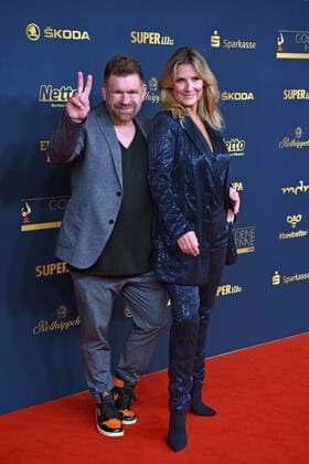 Peter Plate, Kim Fisher at the GOLDENE HENNE 2022 in the Media City in Leipzig on 07 01 2022 red carpet