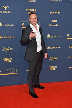 Ramon Roselly at the GOLDENE HENNE 2022 in the Media City in Leipzig on 07 01 2022 red carpet