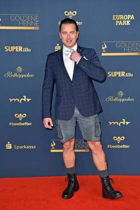 Andreas Gabalier at the GOLDENE HENNE 2022 in the Media City in Leipzig on 07 01 2022 red carpet