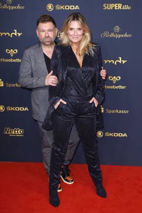 Peter Plate and Kim Fisher at the award ceremony The Golden Hen on 7 10 2022 in Leipzig The Golden Hen 2022 award ceremony in Leipzig