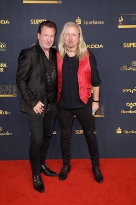 Claudius Dreilich and Bernd Roemer at the award ceremony The Golden Hen on 7 10 2022 in Leipzig The Golden Hen 2022 award ceremony in Leipzig