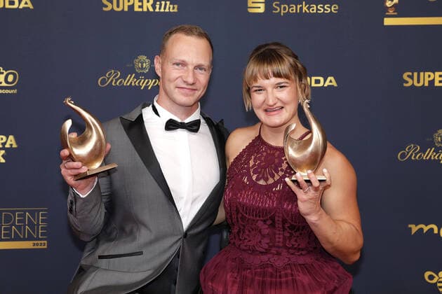 Award winners Francesco Friedrich and Anna Lena Forster at the award ceremony The Golden Hen on 7 10 2022 in Leipzig The Golden Hen 2022 award ceremony in Leipzig Award winners Winners
