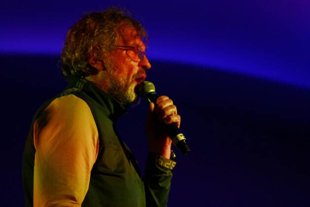 October 07, 2022, Mexico City, Mexico: filmmaker and musician, Emir Kusturica & The No Smoking Orchestra performs during the XXII ZoÂ³calo International Book Fair at the Ricardo Flores MagoÂ³n forum on October 07, 2022 in Mexico City, Mexico Mexico City MÃ xico - ZUMAe321 20221007_zia_e321_068 Copyright: xCarlosxSantiago xEyepixxGroupx