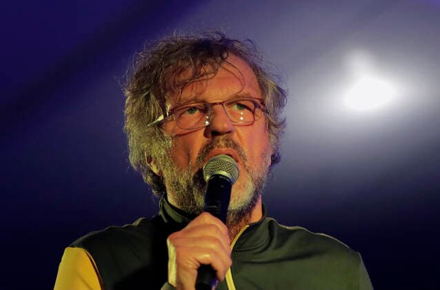 Emir Kusturica And The No Smoking Orchestra Performs In Mexico Emir Kusturica and the No Smoking Orchestra, an alternative rock band from Serbia, will perform during the XXII International Book Fair in Mexico City s Zocalo. Mexico City Mexico City Mexico  Copyright: xGerardoxVieyrax originalFilename: vieyra-notitle221008_npu3U.jpg