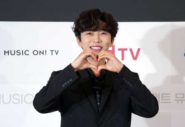 2022 THE FACT MUSIC AWARDS red carpet SEOUL, SOUTH KOREA, OCT 08: South Korean trot singer Lim Young-woong during 2022 THE FACT MUSIC AWARDS at the KSPO DOME in Seoul, South Korea, on October 08, 2022. Seoul the KSPO DOME South Korea 7620_264690 Copyright: xSeokyongxLee PentaxPressx