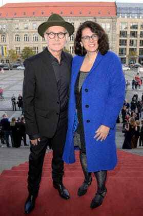Ludovico Einaudi and Cleopatra Sofroniou at the Opus Klassik 2022 award ceremony at the Konzerthaus am Gendarmenmarkt Berlin, 09 10 2022 Foto:xF.xKernx xFuturexImage