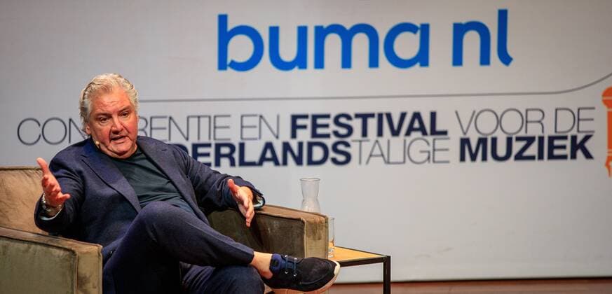 2022 10 10 14 00 01 UTRECHT Singer Rene Froger receives the Buma NL Award in the category Most Successful Single from Mart Hoogkamer in TivoliVredenburg ANP LEVIN DEN BOER netherlands out belgium out  Copyright: xx x456029153x originalFilename: 456029153.jpg