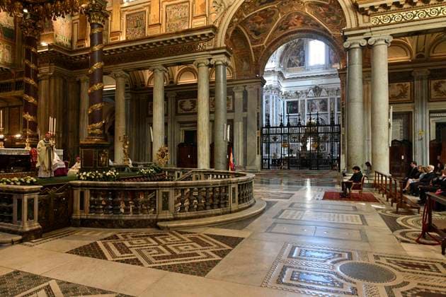 October 12, 2022, ROME, ITALY: The Mass presided over by the Vatican Secretary of State Pietro Parolin in the Basilica of Santa Maria Maggiore in occasion of the Spanish National Day, in Rome, Italy, 12 October 2022..ANSA VATICAN MEDIA. (NPK) ROME ITALY - ZUMAa110 20221012_zaf_a110_014 Copyright: xVaticanxMediax