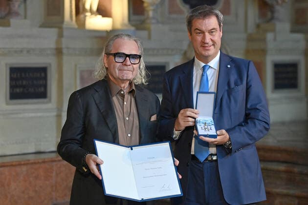 Thomas SABO Designer receives the Bavarian Order of Merit from Markus SOEDER Prime Minister of Bavaria and CSU Chairman Award of the Bavarian Order of Merit in the Antiquarium of the Munich Residence on 13 10 2022