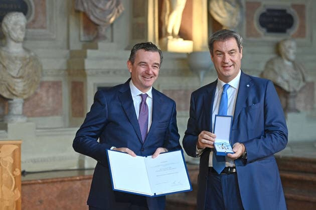 Prof Dr Clemens Martin WENDTNER receives the Bavarian Order of Merit from Markus SOEDER Prime Minister of Bavaria and Chairman of the CSU Award of the Bavarian Order of Merit in the Antiquarium of the Munich Residence on 13 10 2022