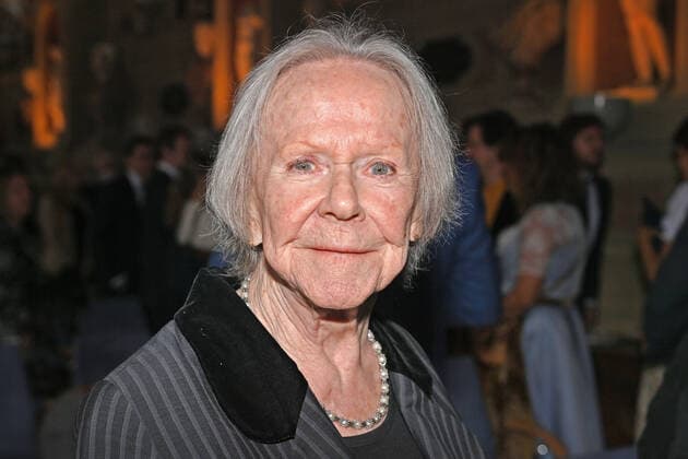 Enzi FUCHS actress, single image, cropped single motif, portrait, portrait, award Bavarian Order of Merit in the Antiquarium of the Munich Residence on 13 10 2022