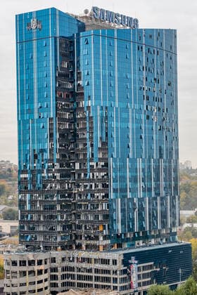 A parallel view of the 101 Tower that houses the Business Hub 3 days after Russian forces struck the capital Kyiv, Ukraine, was photographed on Thursday, Oct 13, 2022. Russian forces struck various Ukraine regions over the last three weeks killing over 80 civilians and injuring hundreds according to Ukraine state officials. (VX Photo Vudi Xhymshiti), Russian Missile Hit Kyiv Kyiv 101 Tower Kyiv Region Ukraine  , Copyright: xVudixXhymshitix