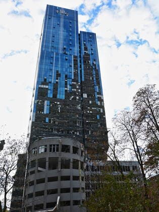 October 13, 2022, Kyiv, Ukraine: 101 Tower office building was destroyed by Russian missile fire. After several months of relative calm, multiple explosions rocked Kyiv early on a Monday morning. The head of the Ukrainian military said that Russian forces launched at least 75 missiles in Ukraine, with fatal strikes targeting the capital Kyiv, and cities in the south and west. Kyiv Ukraine - ZUMAs197 20221013_zab_s197_017 Copyright: xAleksandrxGusevx