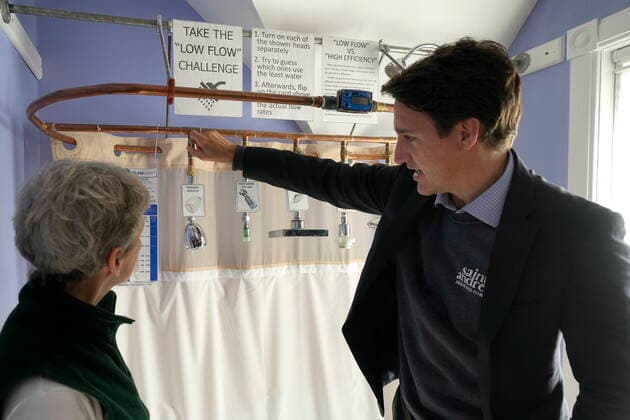 October 14, 2022, Kitchener, ON, CANADA: Prime Minister Justin Trudeau looks at home water fixtures during a tour of Reep Green Solutions in Kitchener, Ont., Friday, Oct. 14, 2022. Kitchener CANADA  - ZUMAc35_ 20221014_zaf_c35_056 Copyright: xFrankxGunnx