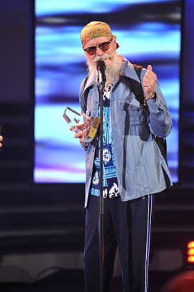 SWR 4 Gläserne 4 singer Harpo Jan Svensson on the occasion of the award of the Gläserne 4 from SWR 4 on 14 10 2022 in the Phoenixhalle in the Römerkastell Stuttgart 20221014MWI44646
