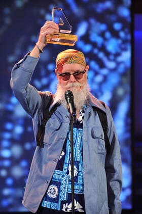 SWR 4 Gläserne 4 singer Harpo Jan Svensson on the occasion of the award of the Gläserne 4 from SWR 4 on 14 10 2022 in the Phoenixhalle in the Römerkastell Stuttgart 20221014MWI44661