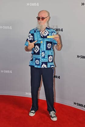 SWR 4 Gläserne 4 singer Harpo Jan Svensson on the occasion of the award of the Gläserne 4 from SWR 4 on 14 10 2022 in the Phoenixhalle in the Römerkastell Stuttgart 20221014MWI44949
