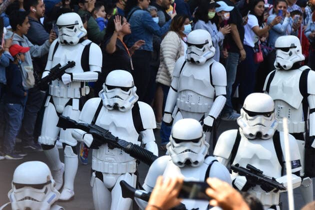 October 15, 2022, Mexico City, Mexico: Participants take part during the Training Day Star Wars Parade at Reforma Avenue. on October 15, 2022 in Mexico City, Mexico. Mexico City Mexico - ZUMAe321 20221015_zia_e321_084 Copyright: xCarlosxTischlerx