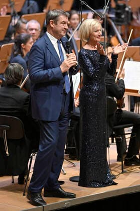 Markus Söder and Julia Lehner at the 2 Philharmonic Concert for the 100th Birthday of the Nuremberg State Philharmonic Orchestra in the Meistersingerhalle Nuremberg, 15 10 2022 Foto:xD.xAnoraganingrumx xFuturexImage