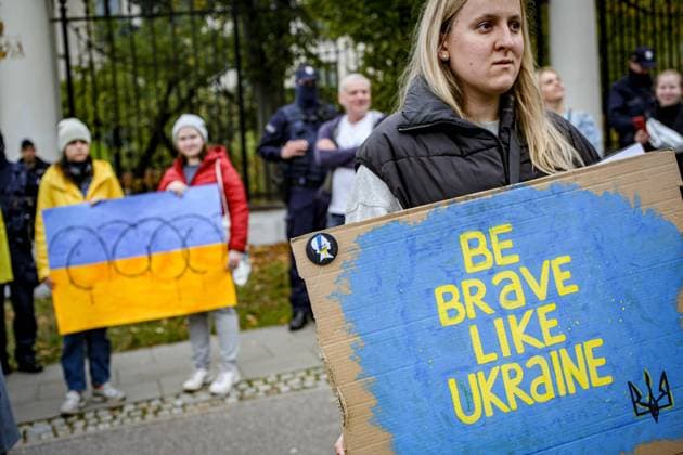 October 16, 2022, Warsaw, Poland, USA: Hundreds of people in Warsaw congregated in front of the Russian Embassy to take part in a Ã¢â‚¬oereferendumÃ¢â‚¬Â on whether the Russian embassy should be annexed to Poland. .Organized by three NGOs, the mock vote was a protest that was triggered by RussiaÃ¢â‚¬â ¢s recent claim that four regions of Ukraine should have been annexed to Russia after their so-called referendums, which the West characterized as a fraud..The line of voters stretched to the street along which the Russian embassy is located. The ballot box was placed in front of the embassy. Around 3,000 protesters from Warsaw and surrounding areas attended. Warsaw USA - ZUMAo116 20221016_znp_o116_047 Copyright: xBiancaxOterox