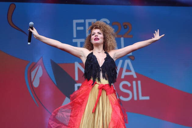 RECORD DATE NOT STATED October 16, 2022, Sao Paulo, Brazil: Show by Brazilian singer Vanessa da Mata with the participation of singer Marina Sena during the Novabrasil Music Festival, which takes place this weekend at Sambodromo do Anhembi, in Sao Paulo, on Sunday (16).  Copyright: xYurixMurakamix