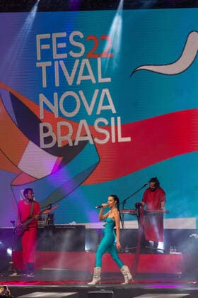 SÃO PAULO, SP - 16.10.2022: FESTIVAL NOVABRASIL 2022 - Marina Sena performs at the NovaBrasil Festival 2022, this Sunday (16th) at Anhembi in São Paulo, SP. x2280374x  BrunoxFernandes