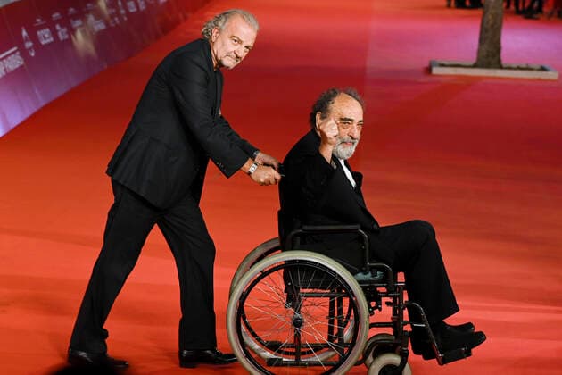 Bilder des Jahres 2022, Entertainment 10 Oktober Entertainment Themen der Woche KW41 La Divina Cometa And Il Maledetto Red Carpet - The 17th Rome Film Festival Alessandro Haber and Giovanni Veronesi attend the red carpet for La Divina Cometa and Il Maledetto during the 17th Rome Film Festival at Auditorium Parco Della Musica on October 16, 2022 in Rome, Italy. Rome Italy  Copyright: xMassimoxValicchiax originalFilename: valicchia-notitle221016_npmvF.jpg