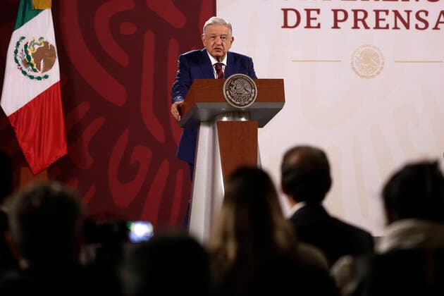 Mexican President Lopez Obrador Press Conference October 17, 2022, Mexico City, Mexico: Mexican President Andres Manuel Lopez Obrador in front of reporters at the daily morning press conference at the National Palace in Mexico City, Mexico. on October 17, 2022 in Mexico City, Mexico (Photo by Luis Barron Eyepix Group). Copyright: xLuisxBarronx xEyepixxGruopx LB_17102022_79025