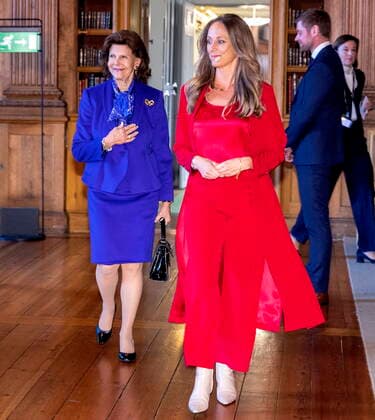 STOCKHOLM 20221018 Queen Silvia arrives at the ceremony of the Child10 award in the Bernadotte Library at Stockholm Palace STOCKHOLM SWEDEN x60160x,  Copyright: xStefanxJerrevang TTx CHILD 10-PRISET