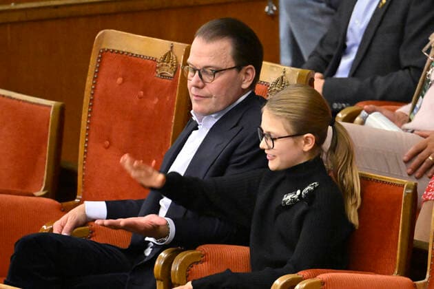 STOCKHOLM 20221018 Prince Daniel, Princess Estelle in the audience during the tennis match between Swedens Mikael Ymer and Frances Quentin Halys in the Stockholm Open on Tuesday Stockholm Sweden x10040x,  Copyright: xAndersxWiklund TTx STOCKHOLM OPEN