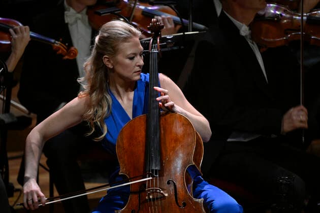 STOCKHOLM 20221018 Cellist Amalie Stalheim during the awarding of the Birgit Nilsson Prize at the Concert Hall on Tuesday evening Stockholm Sweden x10060x,  Copyright: xHenrikxMontgomery TTx BIRGIT NILSSON PRIZE 2022