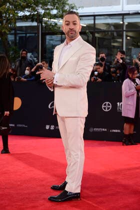 October 18, 2022, Mexico City, Mexico: Chumel Torres attends the 4th Metropolitan Theater Awards (Los Metro) red carpet at the Centro Cultural del Bosque. on October 18, 2022 in Mexico City, Mexico. Mexico City USA - ZUMAe321 20221018_zia_e321_023 Copyright: xCarlosxTischlerx