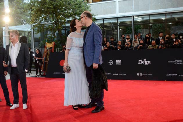 October 18, 2022, Mexico City, Mexico: Yolanda Ventura, Odiseo Bichir attend the 4th Metropolitan Theater Awards (Los Metro) red carpet at the Centro Cultural del Bosque. on October 18, 2022 in Mexico City, Mexico. Mexico City USA - ZUMAe321 20221018_zia_e321_042 Copyright: xCarlosxTischlerx