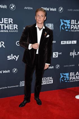 Matthias Schweighöfer at the Blue Panther TV Streaming Award ceremony at BMW Welt in Munich on 19 10 2022