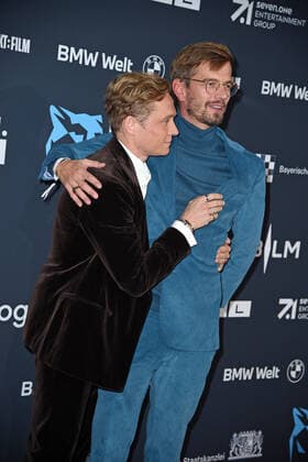Matthias Schweighöfer, Joko Winterscheidt at the Blue Panther TV Streaming Award ceremony at BMW Welt in Munich on 19 10 2022
