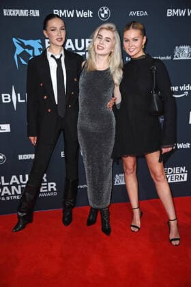 Anita Schaller, Luca Lorenz, Vivien Sterk at the Blue Panther TV Streaming Award ceremony at BMW Welt in Munich on 19 10 2022