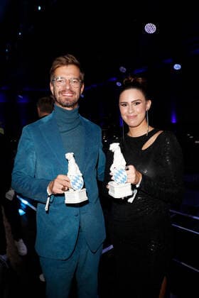 Blue Panther TV Streaming Award ceremony in Munich Award winner Joko Winterscheidt and award winner Salwa Houmsi after the Blue Panther Bavarian Television Award ceremony at BMW Welt in Munich. Copyright: xEventpressxGolejewskix