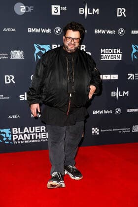 Blue Panther TV Streaming Award ceremony in Munich Oliver Polak on the red carpet at the Blue Panther Bavarian Television Award ceremony at the BMW Welt in Munich. Copyright: xEventpressxGolejewskix